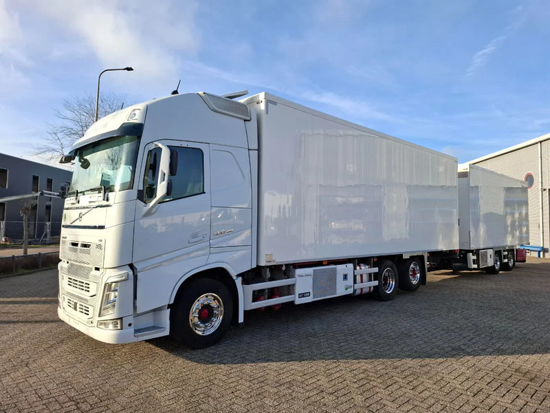 Volvo FH4-500 / RETARDER / I-SAVE / XL / VEB+ / I-PARKCOOL / ACC / LWDS / 2XTHERMOKING UT1200 / 2X ON STOCK / EURO-6 / 2021 - Camion frigider: Foto 1 Volvo FH4-500 / RETARDER / I-SAVE / XL / VEB+ / I-PARKCOOL / ACC / LWDS / 2XTHERMOKING UT1200 / 2X ON STOCK / EURO-6 / 2021 - Camion frigider: Foto 1