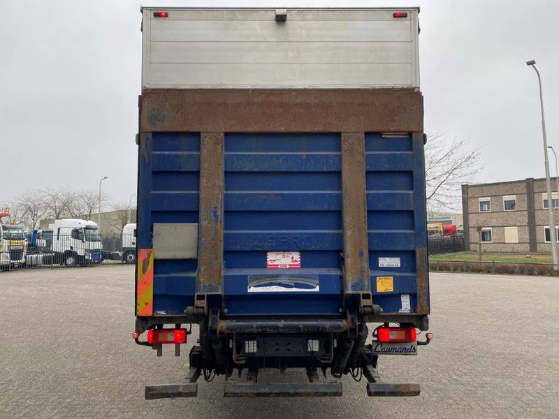 Volvo FM11-330 / LOW KM'S:472120 KM / LWDS / FULL-AIR / NAVI / CURTAIN SAILS / PLATFORM 2500KG / AUTOMATIC / EURO-6 / 2016 - Camion cu prelată: Foto 4 Volvo FM11-330 / LOW KM'S:472120 KM / LWDS / FULL-AIR / NAVI / CURTAIN SAILS / PLATFORM 2500KG / AUTOMATIC / EURO-6 / 2016 - Camion cu prelată: Foto 4