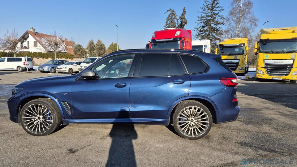 BMW X5 M50D 3,0 294 kW - SUV: Foto 4 BMW X5 M50D 3,0 294 kW - SUV: Foto 4