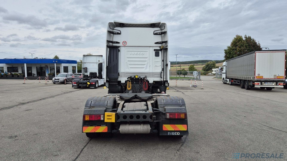 IVECO STRALIS AS440/48T LOW DECK EURO 6 - Cap tractor: Foto 2 IVECO STRALIS AS440/48T LOW DECK EURO 6 - Cap tractor: Foto 2