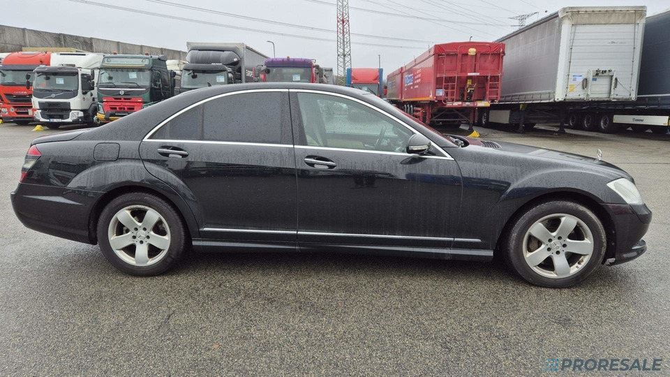 MERCEDES-BENZ S 320 CDI 4-MATIC 2987 cm3 173 kW - není možný odpočet DPH - Automobil: Foto 5 MERCEDES-BENZ S 320 CDI 4-MATIC 2987 cm3 173 kW - není možný odpočet DPH - Automobil: Foto 5