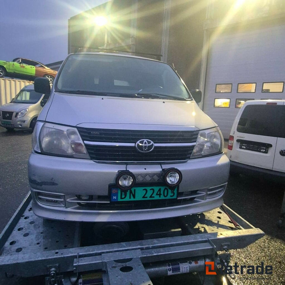 2009mod. TOYOTA HIACE 4WD D4d 4wd - Automobil: Foto 1 2009mod. TOYOTA HIACE 4WD D4d 4wd - Automobil: Foto 1