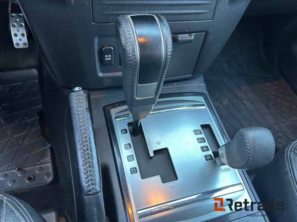 Automobil 2016 Varebil MITSUBISHI PAJERO 4x4 EU-Godkjent: Foto 13