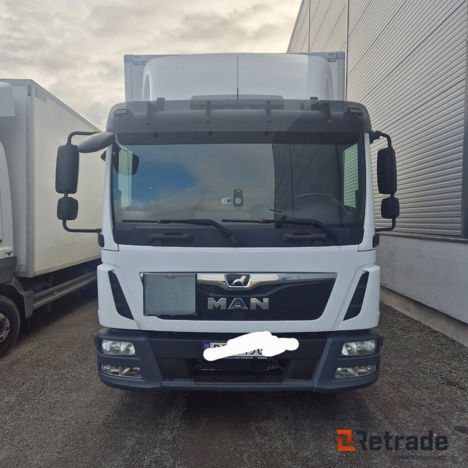 2018 MAN TGL 12.220 - Camion furgon: Foto 2 2018 MAN TGL 12.220 - Camion furgon: Foto 2