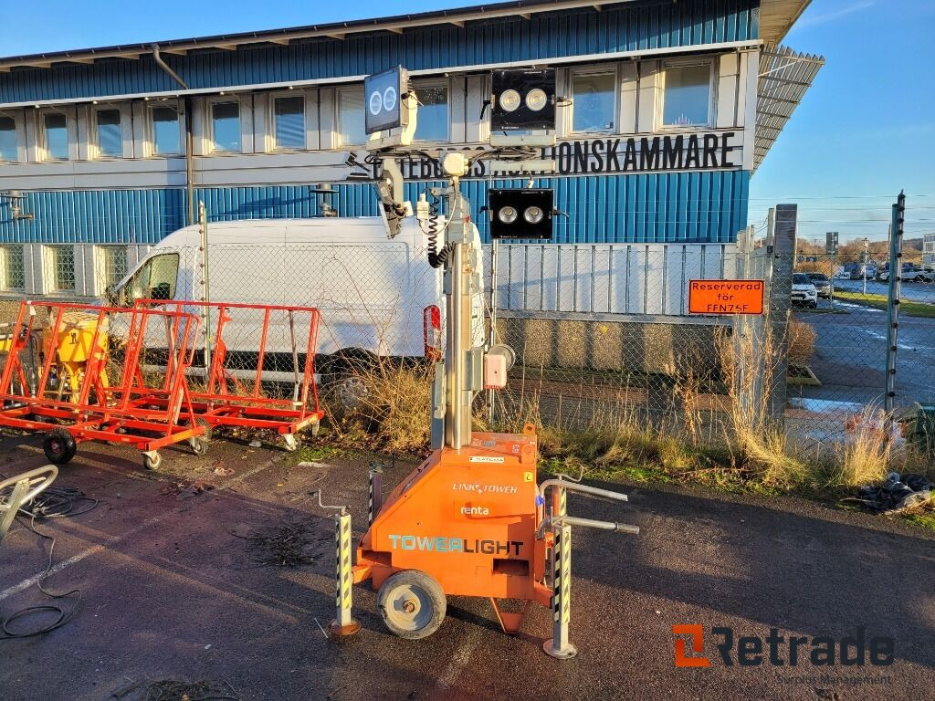 Belysningsmast Linktower Link240-1137M 7 meter LED ( Inget reservationspris ) - Turnul de iluminat: Foto 1 Belysningsmast Linktower Link240-1137M 7 meter LED ( Inget reservationspris ) - Turnul de iluminat: Foto 1
