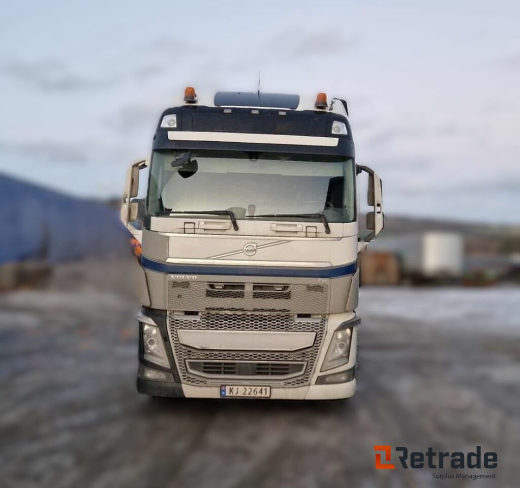Volvo FH16 GlobeGlobetrotter trekkvogn – 2016-modell - Cap tractor: Foto 4 Volvo FH16 GlobeGlobetrotter trekkvogn – 2016-modell - Cap tractor: Foto 4