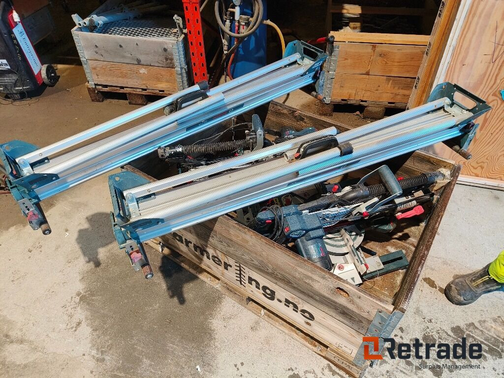 Diverse utstyr Bosch GCM 8 SJL + GTA 3800 - Echipamente de constructii: Foto 1 Diverse utstyr Bosch GCM 8 SJL + GTA 3800 - Echipamente de constructii: Foto 1