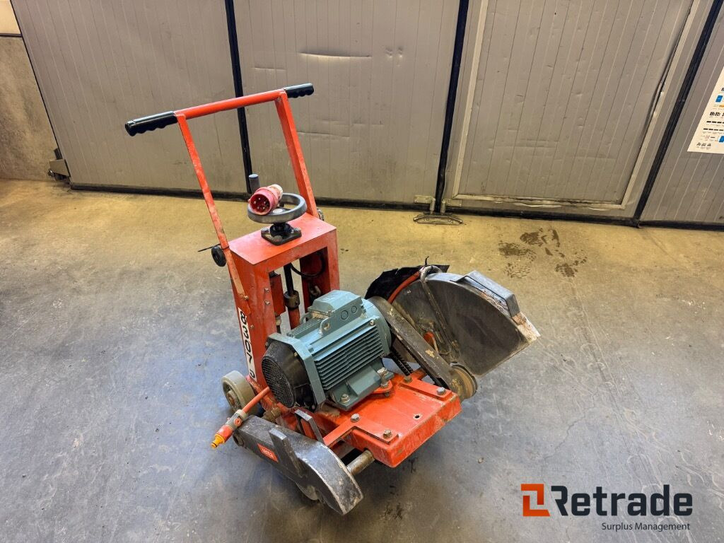 Golvsåg Husqvarna FS 600 E - Echipamente de constructii: Foto 4 Golvsåg Husqvarna FS 600 E - Echipamente de constructii: Foto 4