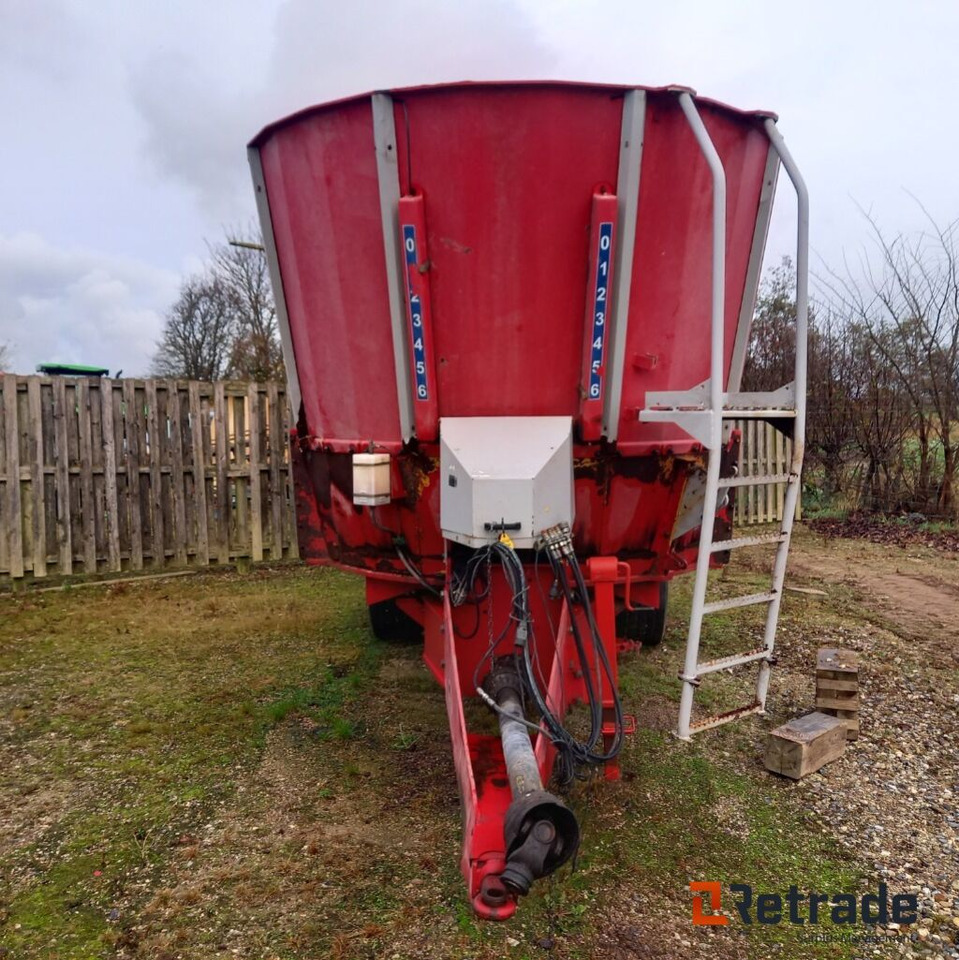 JF/Stoll Fuldfoderblander. VM 22-2 - Remorcă distribuit furaje: Foto 2 JF/Stoll Fuldfoderblander. VM 22-2 - Remorcă distribuit furaje: Foto 2