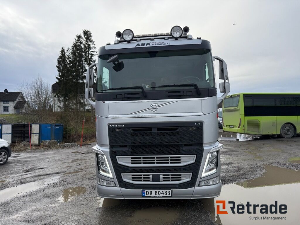 Kranbil Volvo FH500 6x2 - Camion platformă, Camion cu macara: Foto 2 Kranbil Volvo FH500 6x2 - Camion platformă, Camion cu macara: Foto 2