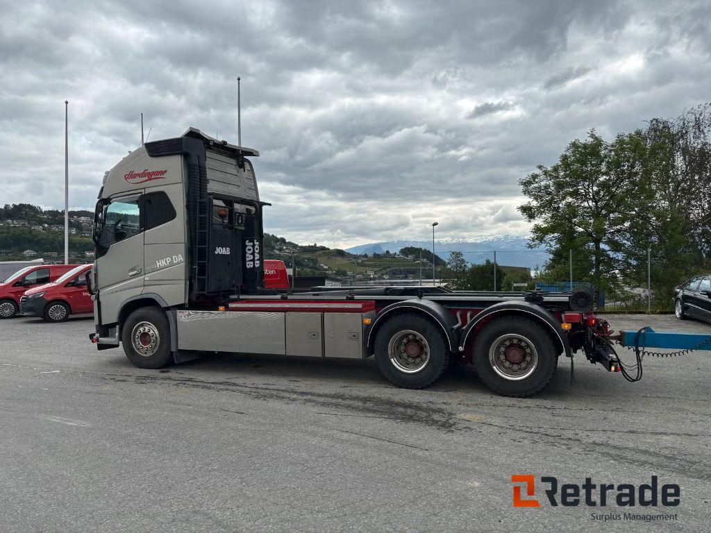Lastebil VOLVO FH 16 750 - Camion cu cârlig: Foto 3 Lastebil VOLVO FH 16 750 - Camion cu cârlig: Foto 3