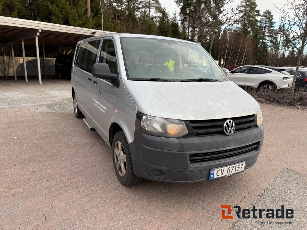 Minibuss VOLKSWAGEN KOMBI 4X4 Sist EU godkjent 03.12.2025 - Transport persoane: Foto 3 Minibuss VOLKSWAGEN KOMBI 4X4 Sist EU godkjent 03.12.2025 - Transport persoane: Foto 3