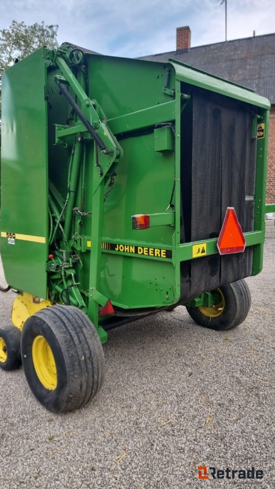 Presă baloţi rotunzi Rundbalspress John Deere 580: Foto 6 Presă baloţi rotunzi Rundbalspress John Deere 580: Foto 6