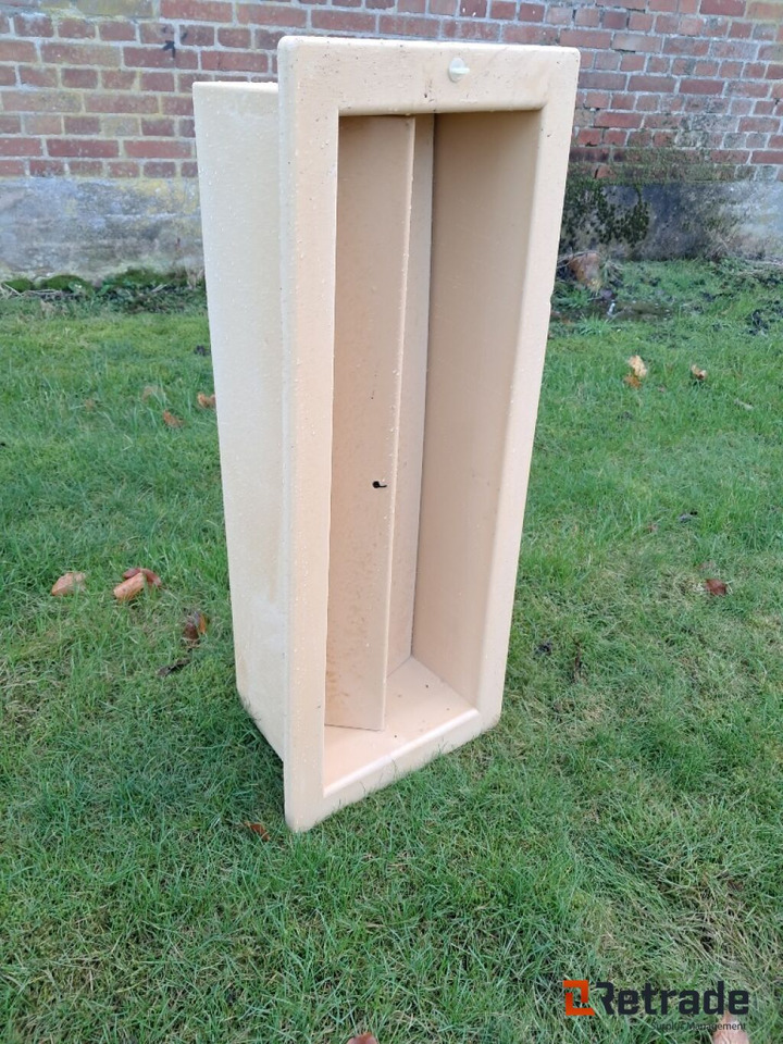 18 stk Loftsventiler Til klimastald - Utilaje agricole: Foto 2 18 stk Loftsventiler Til klimastald - Utilaje agricole: Foto 2