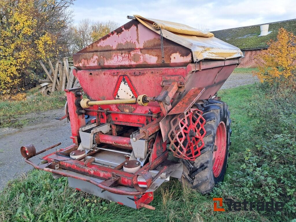 Gødningspreder Breddal B4 - Utilaje agricole: Foto 4 Gødningspreder Breddal B4 - Utilaje agricole: Foto 4