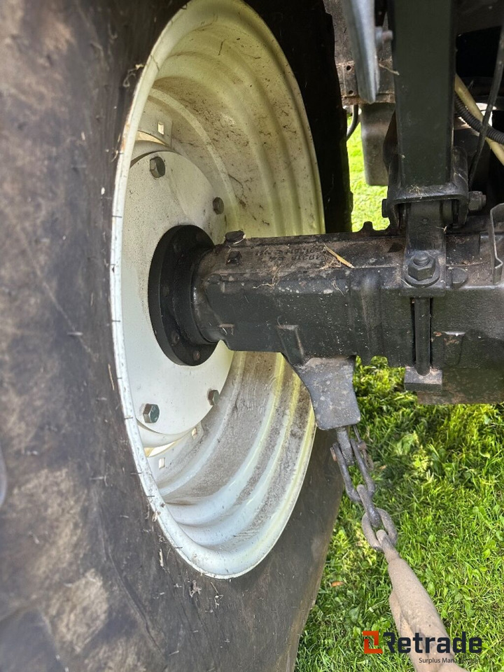 Utilaje agricole New Holland  T4040 super steer  traktor: Foto 16