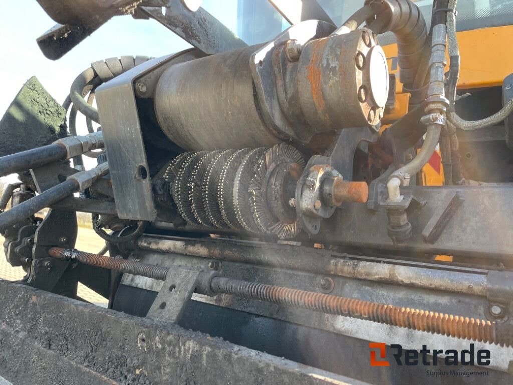 Utilaje constructii SuperiorRoads Python 5000+ Pothole Patcher: Foto 49