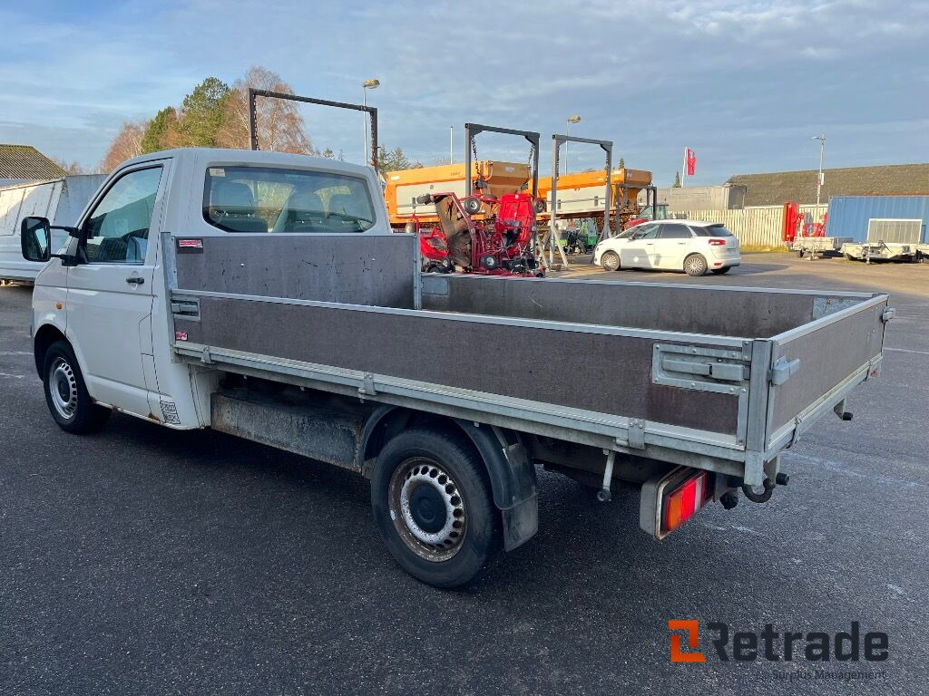 VOLKSWAGEN TRANSPORTER PICK-UP 2,5 TDI - Autoutilitară cu platformă: Foto 4 VOLKSWAGEN TRANSPORTER PICK-UP 2,5 TDI - Autoutilitară cu platformă: Foto 4