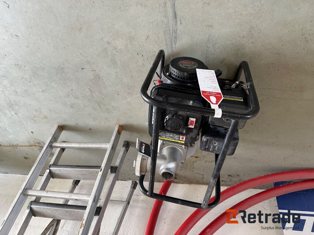 Vand pumpe med egen motor - Pompă de apă: Foto 4 Vand pumpe med egen motor - Pompă de apă: Foto 4