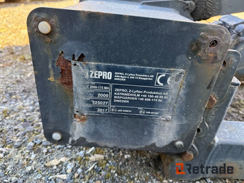 Zepro Bakgavellyft Z2000-175MA - Oblon hidraulic: Foto 5 Zepro Bakgavellyft Z2000-175MA - Oblon hidraulic: Foto 5