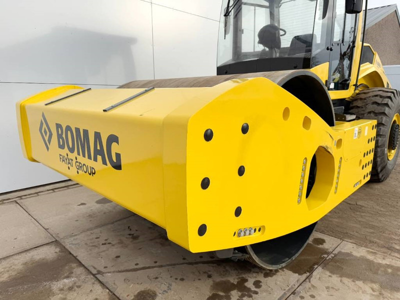 Cilindru compactor Bomag BW226D-5CL - NEW / Cummins engine: Foto 12 Cilindru compactor Bomag BW226D-5CL - NEW / Cummins engine: Foto 12