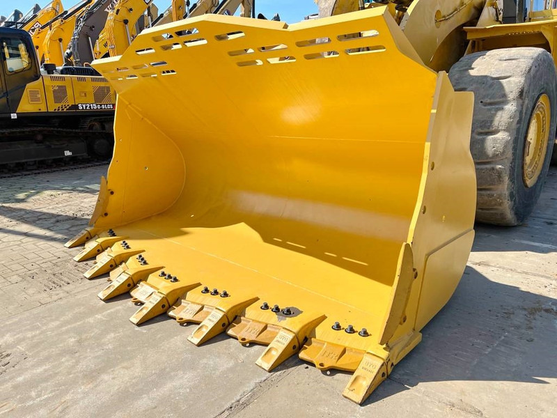 Cat 988K Bucket - New / Unused - Cupă pentru Utilaje constructii: Foto 1 Cat 988K Bucket - New / Unused - Cupă pentru Utilaje constructii: Foto 1