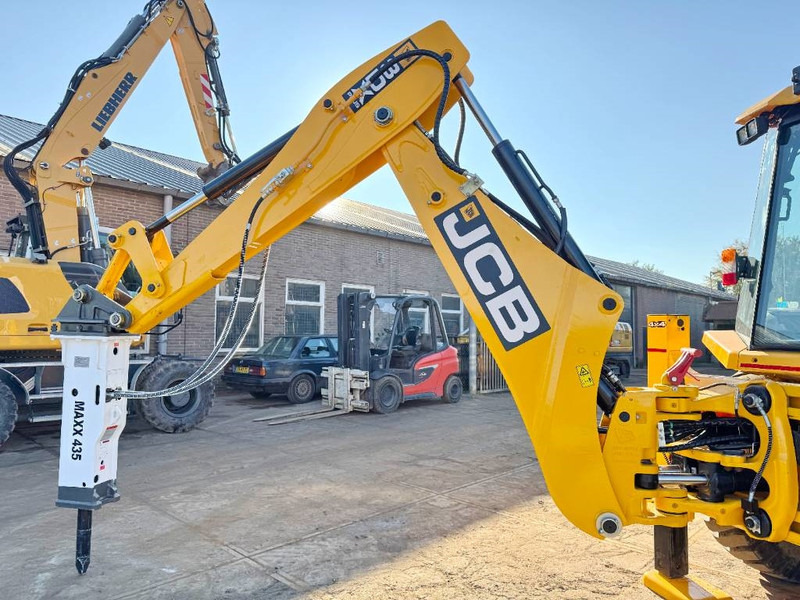 JCB 3DX / 3CX Plus 4WD - 4/1 Bucket + Hammer - Buldoexcavator: Foto 5 JCB 3DX / 3CX Plus 4WD - 4/1 Bucket + Hammer - Buldoexcavator: Foto 5