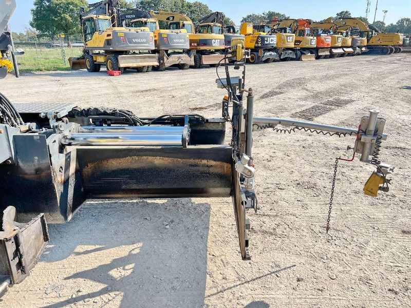 Finisor de asfalt Volvo P7820C - 6 Meter Paving Width / Topcon GPS: Foto 11 Finisor de asfalt Volvo P7820C - 6 Meter Paving Width / Topcon GPS: Foto 11