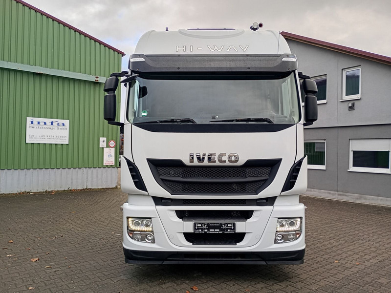 Iveco Stralis 420 - Cap tractor: Foto 3 Iveco Stralis 420 - Cap tractor: Foto 3