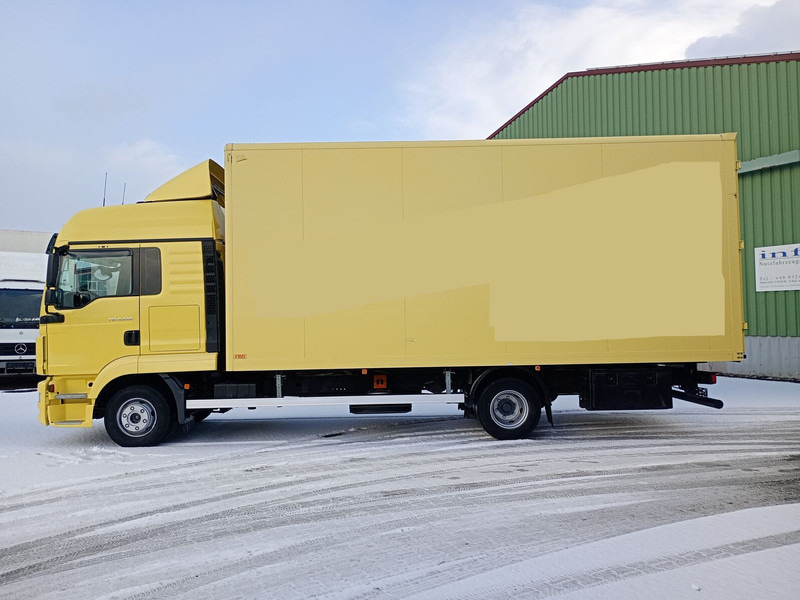 MAN Koffer 8.220 TGL Euro 6 2X Schlafplatz AHK - Camion furgon: Foto 3 MAN Koffer 8.220 TGL Euro 6 2X Schlafplatz AHK - Camion furgon: Foto 3