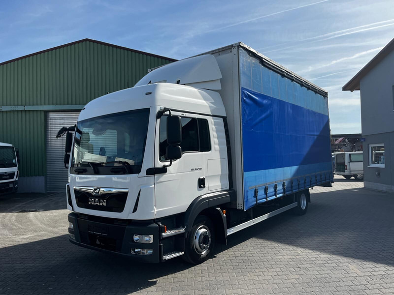 Camion cu prelată MAN TGL 8.220: Foto 1