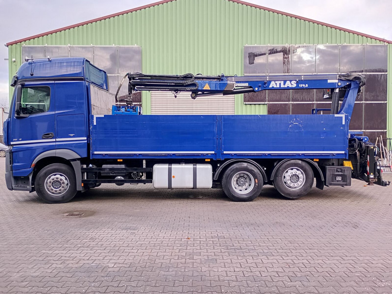 Mercedes-Benz 2545 - Camion platformă, Camion cu macara: Foto 4 Mercedes-Benz 2545 - Camion platformă, Camion cu macara: Foto 4