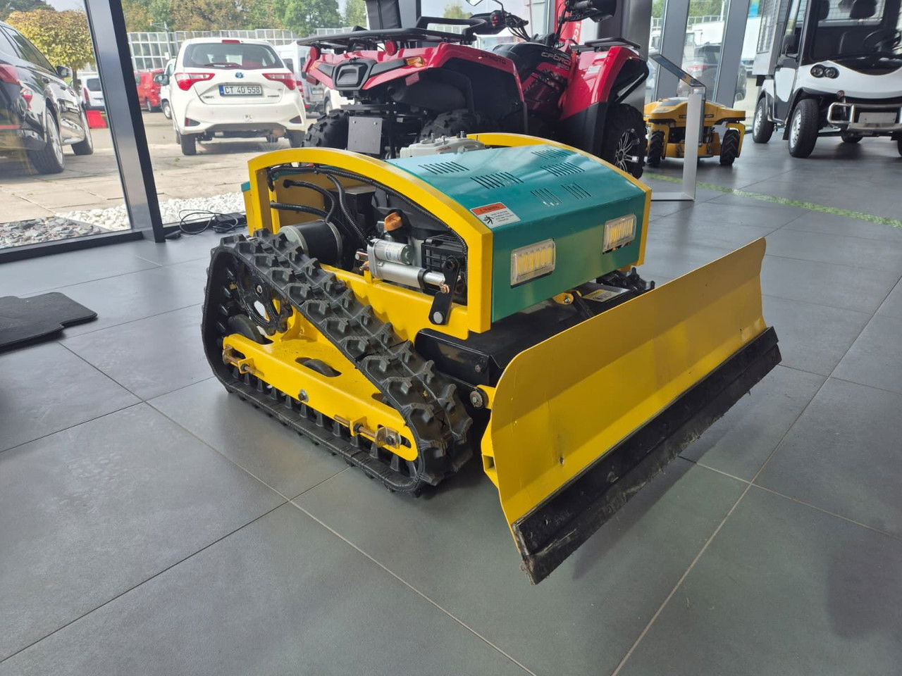 Diversen MP-M500PRO / Brand NEW / Remote Controller Mower / Snow Plow - Alte utilaje: Foto 5 Diversen MP-M500PRO / Brand NEW / Remote Controller Mower / Snow Plow - Alte utilaje: Foto 5