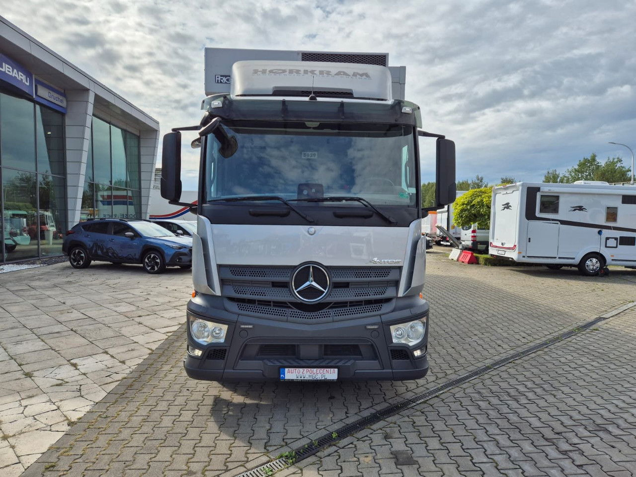 Mercedes-Benz Antos 2532 L / Frigoblock / 1 Owner / Works Great - Camion frigider: Foto 4 Mercedes-Benz Antos 2532 L / Frigoblock / 1 Owner / Works Great - Camion frigider: Foto 4