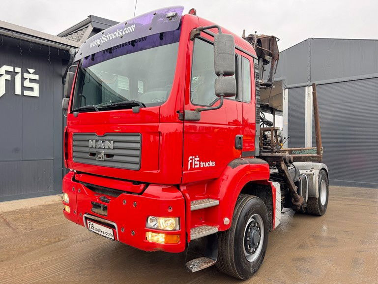 MAN TGA 18.430 4X4 tractor unit - crane LIV L1075P - Cap tractor: Foto 1 MAN TGA 18.430 4X4 tractor unit - crane LIV L1075P - Cap tractor: Foto 1