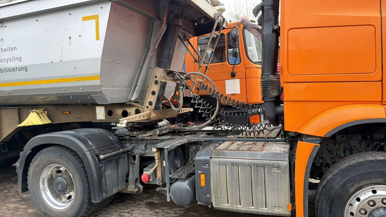 Mercedes-Benz Arocs 1851 LS HAD 4X4 - Euro 6 - retarder - tipper hydraulics - Cap tractor: Foto 5 Mercedes-Benz Arocs 1851 LS HAD 4X4 - Euro 6 - retarder - tipper hydraulics - Cap tractor: Foto 5