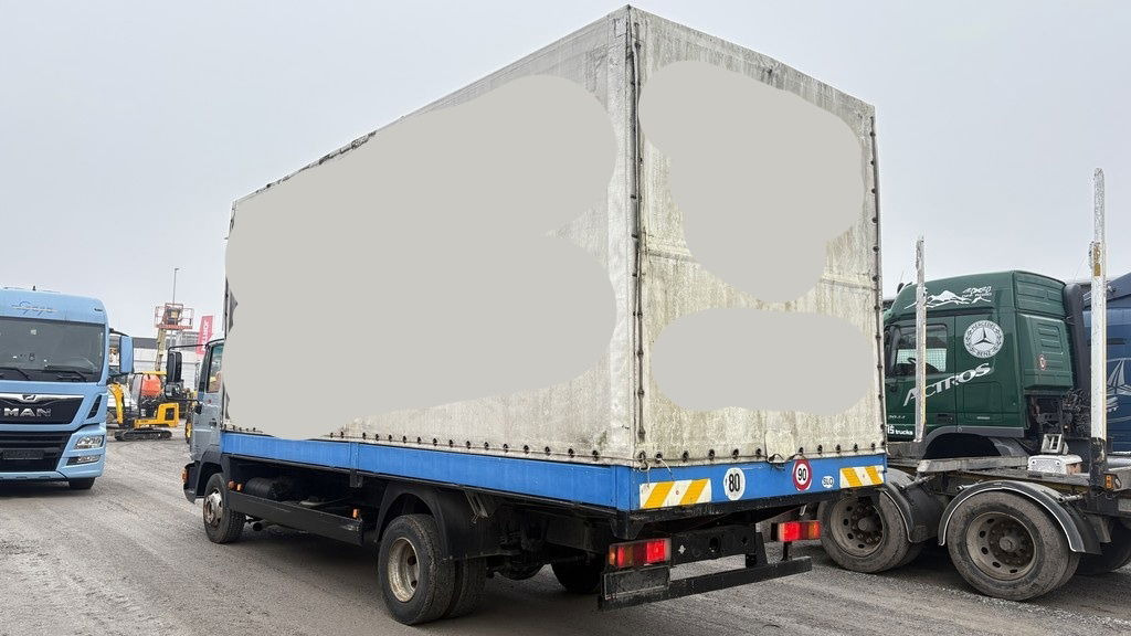 MAN 9.174 4x2 stake body+tarpaulin - Camion platformă: Foto 4 MAN 9.174 4x2 stake body+tarpaulin - Camion platformă: Foto 4