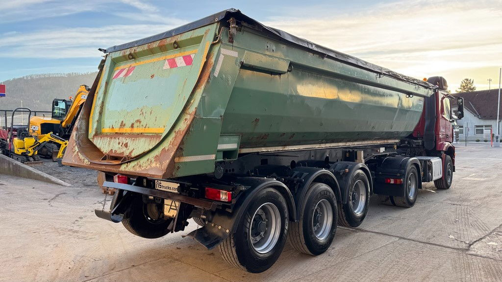 Meiller Kisa 3 - 3-Axle Tipper Trailer - hydr. back - Semiremorcă basculantă: Foto 5 Meiller Kisa 3 - 3-Axle Tipper Trailer - hydr. back - Semiremorcă basculantă: Foto 5