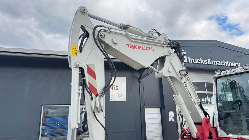 Excavator pe roţi Takeuchi TB295W - 2014 Year - Powertilt - 3X Buckets: Foto 7 Excavator pe roţi Takeuchi TB295W - 2014 Year - Powertilt - 3X Buckets: Foto 7