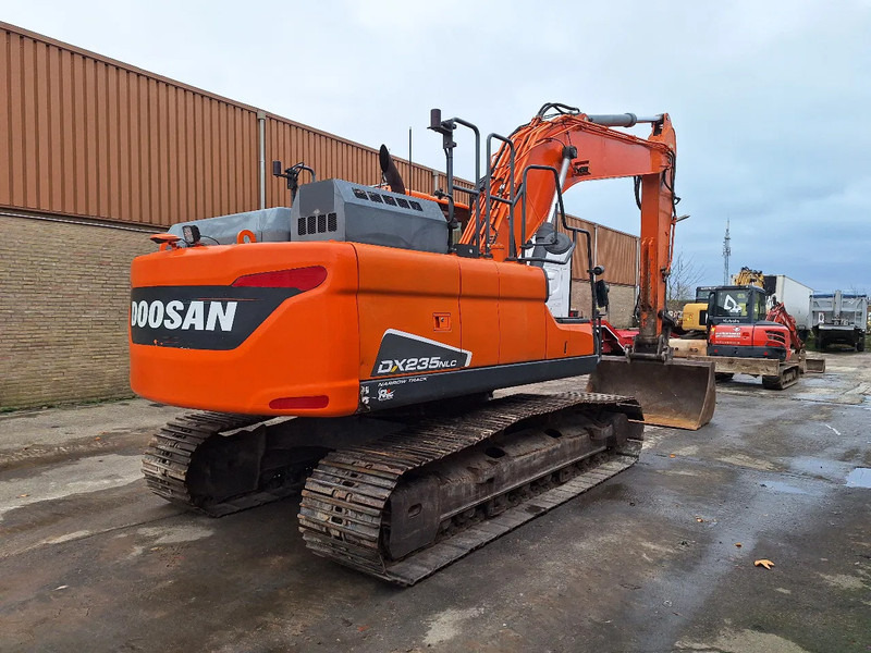 Doosan DX235NLC-5 - Excavator pe şenile: Foto 4 Doosan DX235NLC-5 - Excavator pe şenile: Foto 4