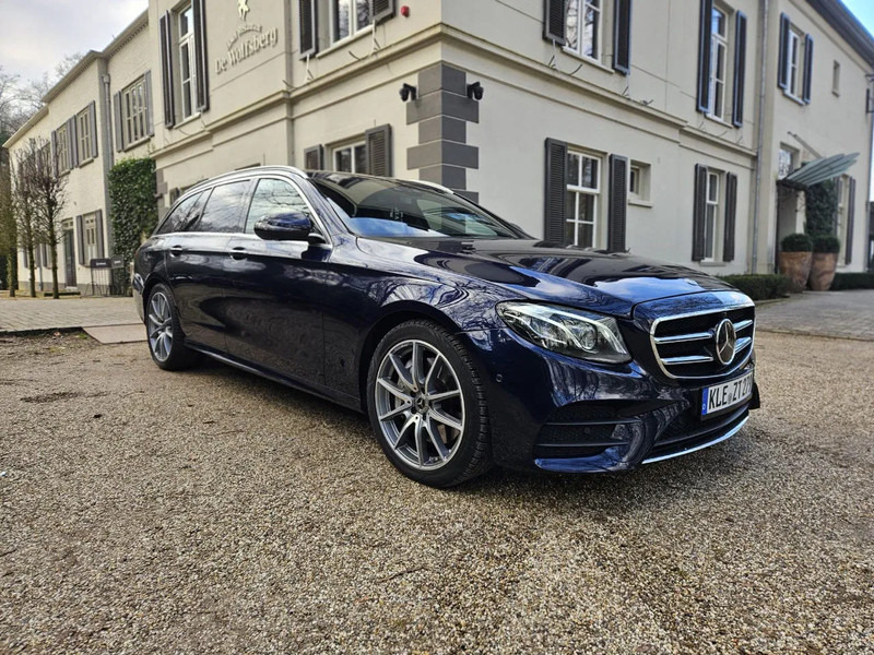 Mercedes-Benz E-Klasse E-Klasse - Mașină break: Foto 1 Mercedes-Benz E-Klasse E-Klasse - Mașină break: Foto 1