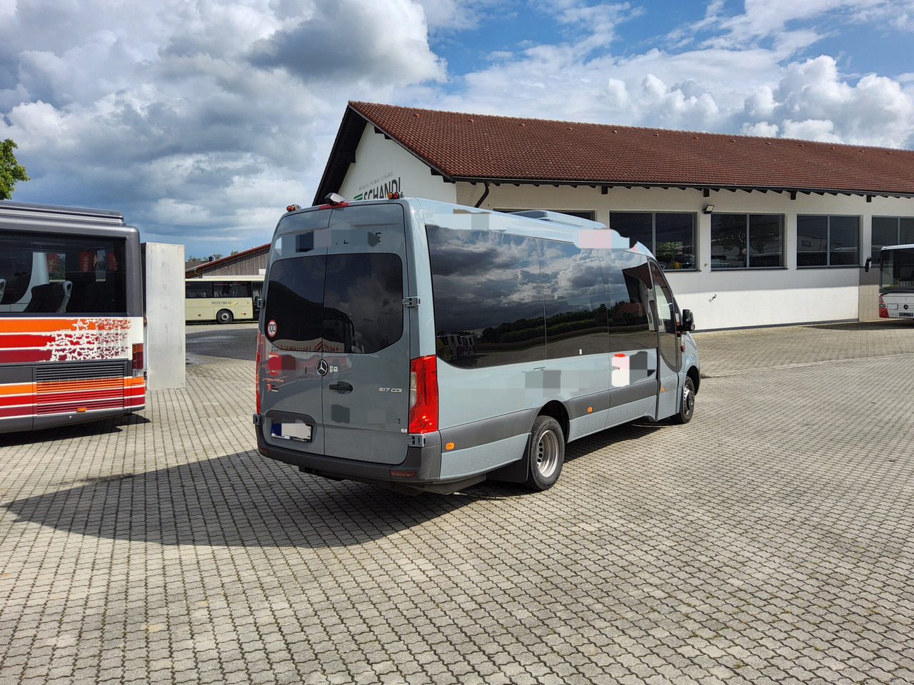Mercedes Benz 517 cdi BusDesign Comfort 19+1+1 Schlafsitze / USB / Klima / Automatik - Microbuz, Transport persoane: Foto 4 Mercedes Benz 517 cdi BusDesign Comfort 19+1+1 Schlafsitze / USB / Klima / Automatik - Microbuz, Transport persoane: Foto 4