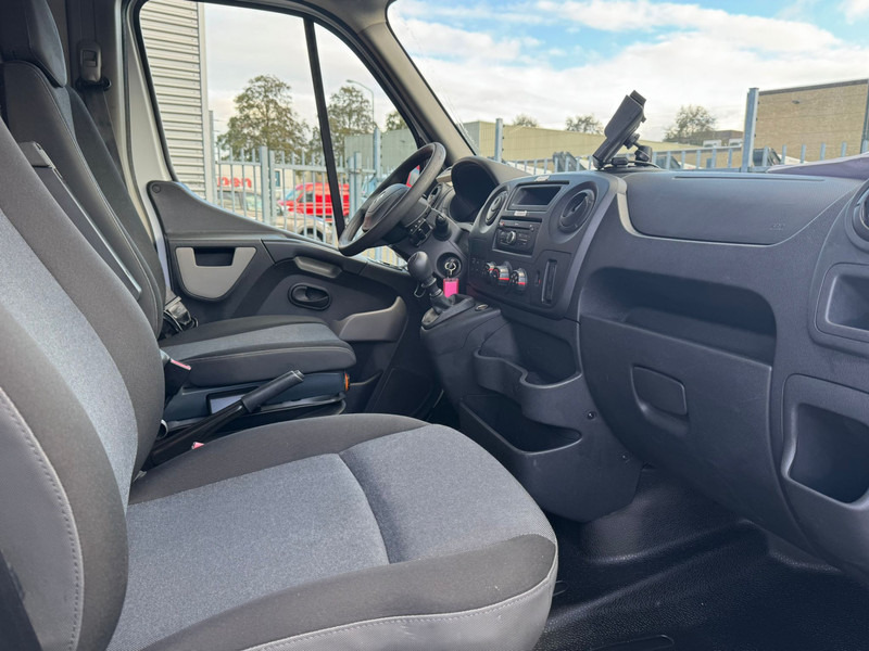 Renault Master 2.3 DCI 320 hours - Autoutilitară: Foto 5 Renault Master 2.3 DCI 320 hours - Autoutilitară: Foto 5