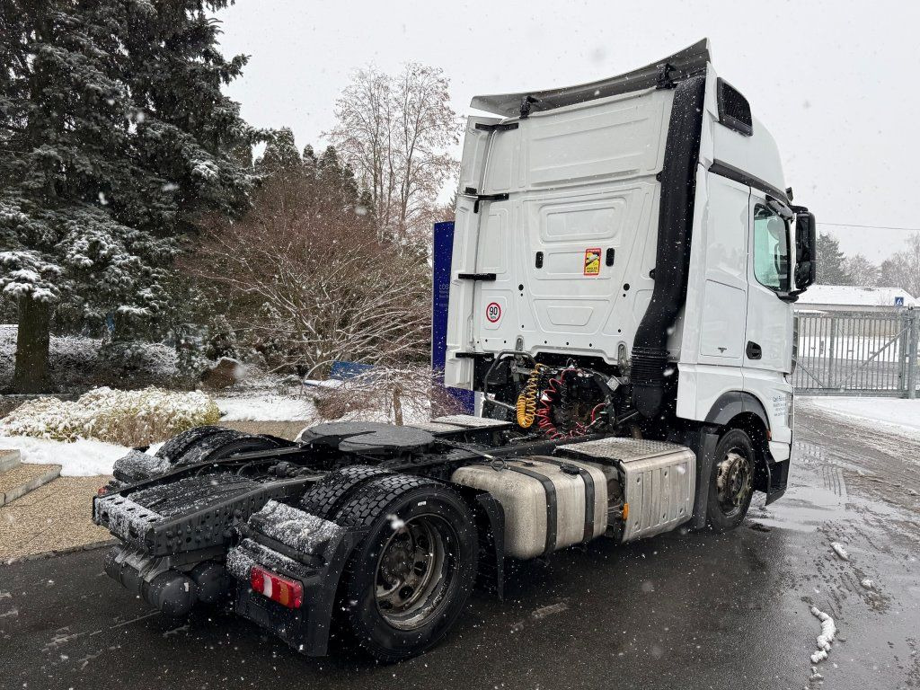 Mercedes-Benz 1845 Actros EURO 6 MEGA/lowdeck Gigaspace - Cap tractor: Foto 4 Mercedes-Benz 1845 Actros EURO 6 MEGA/lowdeck Gigaspace - Cap tractor: Foto 4