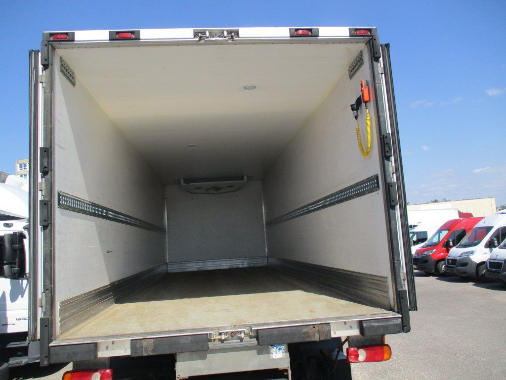 DAF LF 18.260 DAF LF 18.260 Xarios 600 - Camion frigider: Foto 5 DAF LF 18.260 DAF LF 18.260 Xarios 600 - Camion frigider: Foto 5