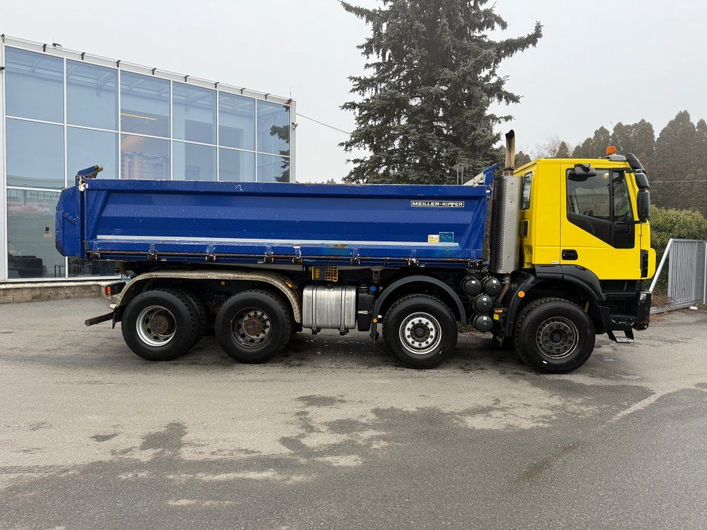Iveco AD340T45 Trakker 8x4 Euro 6 - Camion basculantă: Foto 5 Iveco AD340T45 Trakker 8x4 Euro 6 - Camion basculantă: Foto 5