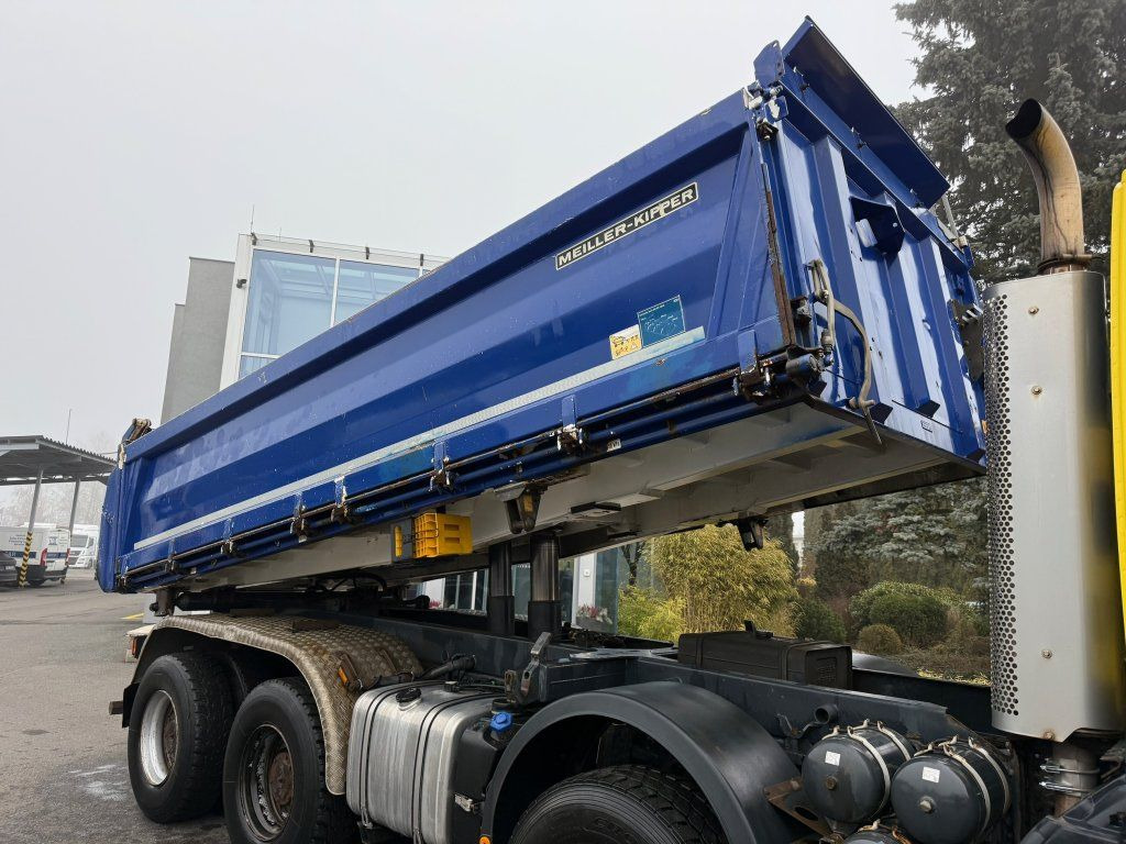 Iveco AD340T45 Trakker 8x4 Euro 6 - Camion basculantă: Foto 3 Iveco AD340T45 Trakker 8x4 Euro 6 - Camion basculantă: Foto 3