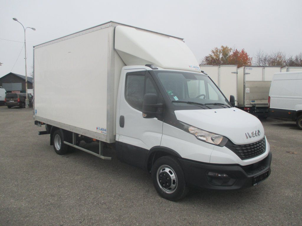 Iveco Daily 35C16 - Autoutilitară box: Foto 3 Iveco Daily 35C16 - Autoutilitară box: Foto 3