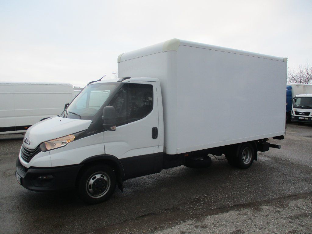Iveco Daily 35C16 - Autoutilitară box: Foto 1 Iveco Daily 35C16 - Autoutilitară box: Foto 1