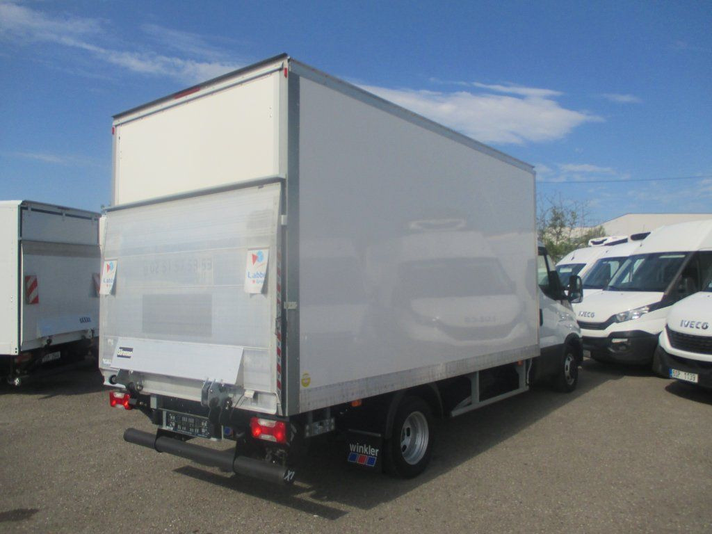 Iveco Daily 35C16 - Autoutilitară box: Foto 4 Iveco Daily 35C16 - Autoutilitară box: Foto 4